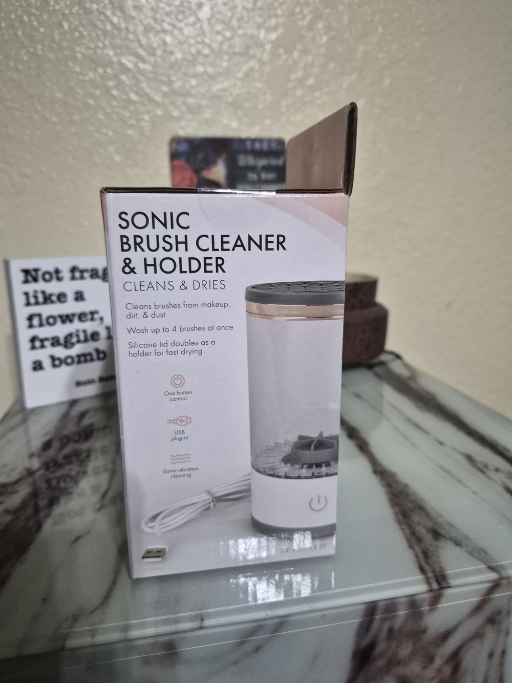 Estelle Beauty Sonic Brush Cleaner & Holder - Picture 2 of 3